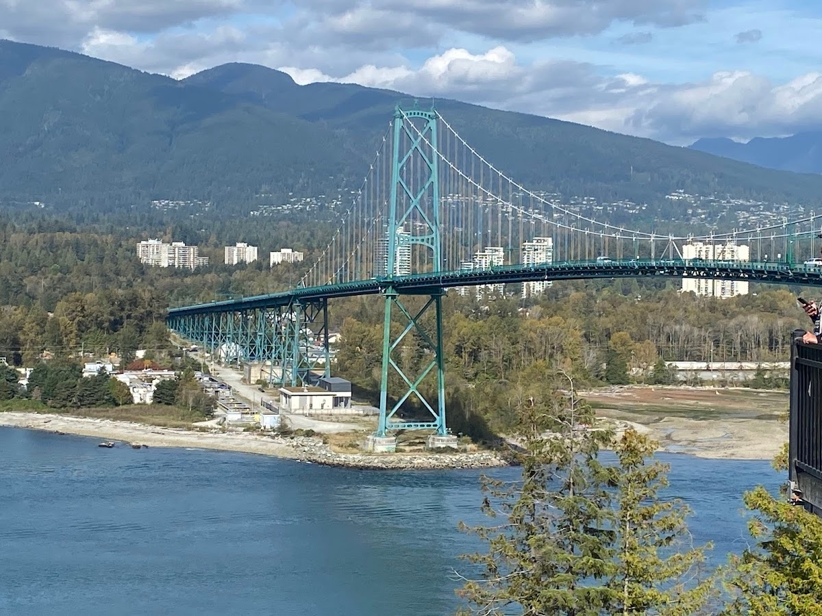 Lions Gate Bridge