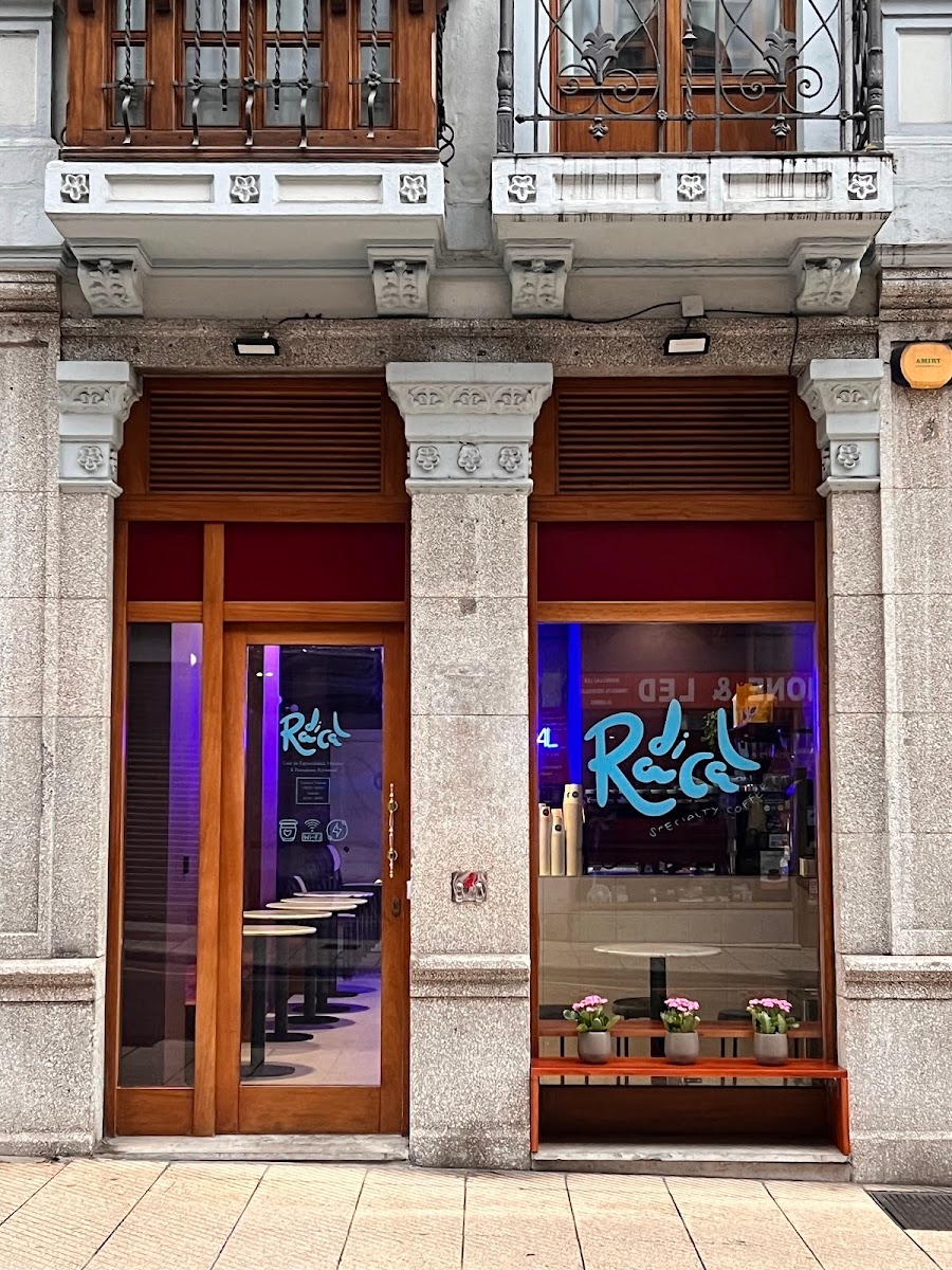 Radical Café - Specialty Coffee & Matcha Bar