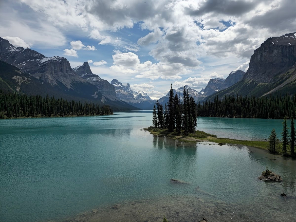 Maligne Lake