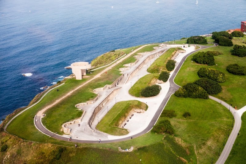 Elogio del horizonte - Gijón, O