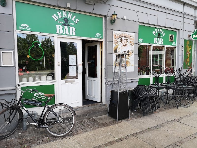 Benni''s Bar - Very chill