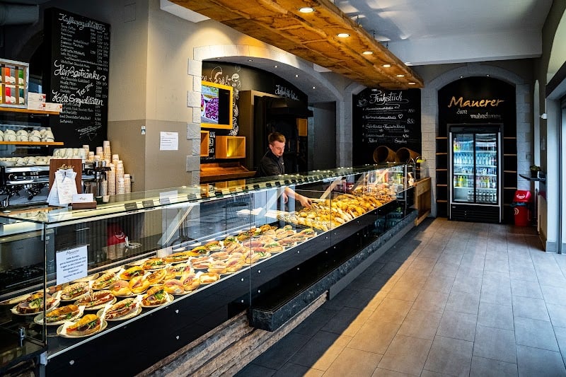 Cafe & Bäckerei Mauerer - Schillerstraße - General breakfast and coffe