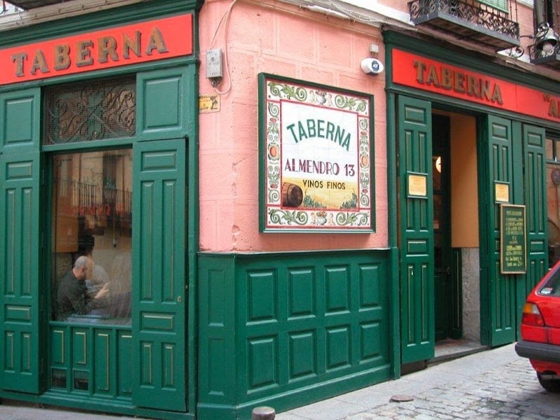 Taberna Almendro 13 - Especialidad en Almendritos