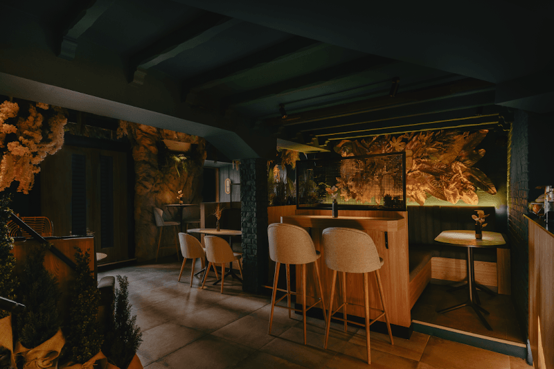 HDDN | Premium Mixology & Cuisine