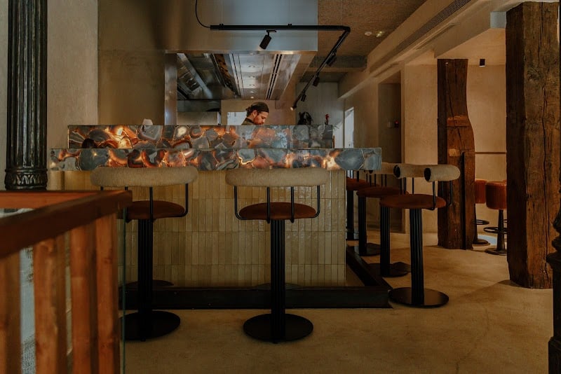 Persimmons - Comida georgiana Madrid