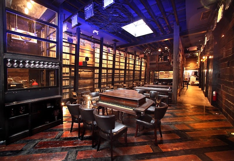 Mono + Mono - nyc • jazz bar with books