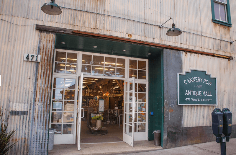 Cannery Row Antiques Mall - Monterey
