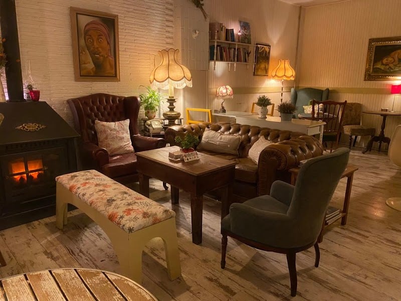 Café de la Luz - most comfy ambiance