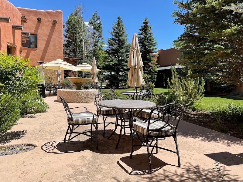 El Monte Sagrado - taos • biophilic designed hotel