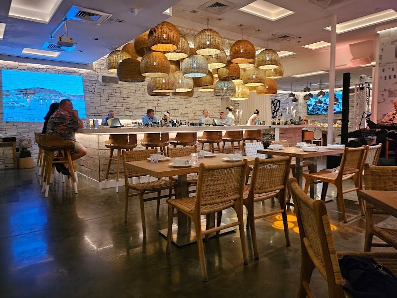 Thasos - Greek restaurante with live Greek music