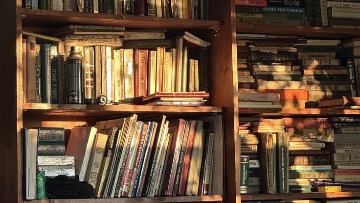 BIBLIOTECA