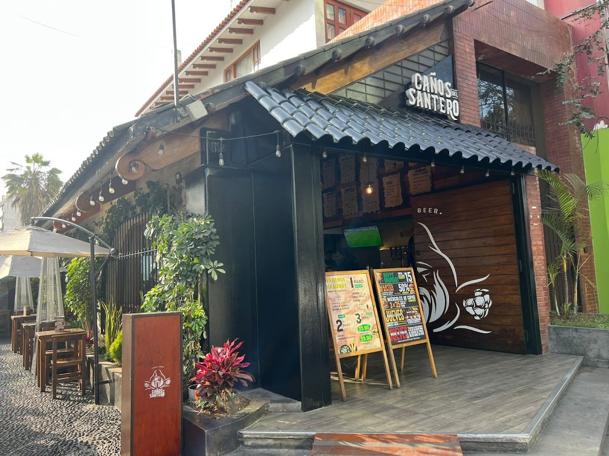Caños del Santero Miraflores - Craft beer & burgers - Cerveza artesanal