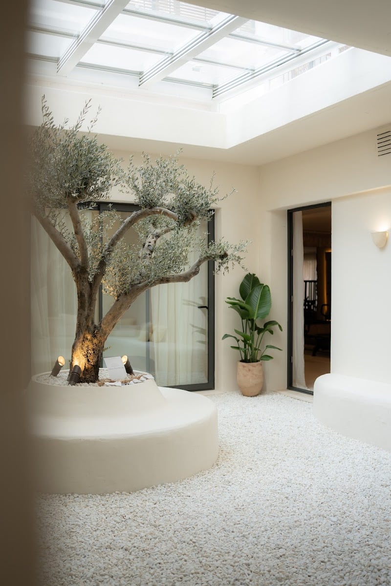 SO MALLORCA [Palma] - [pilates, yoga, mat & café]