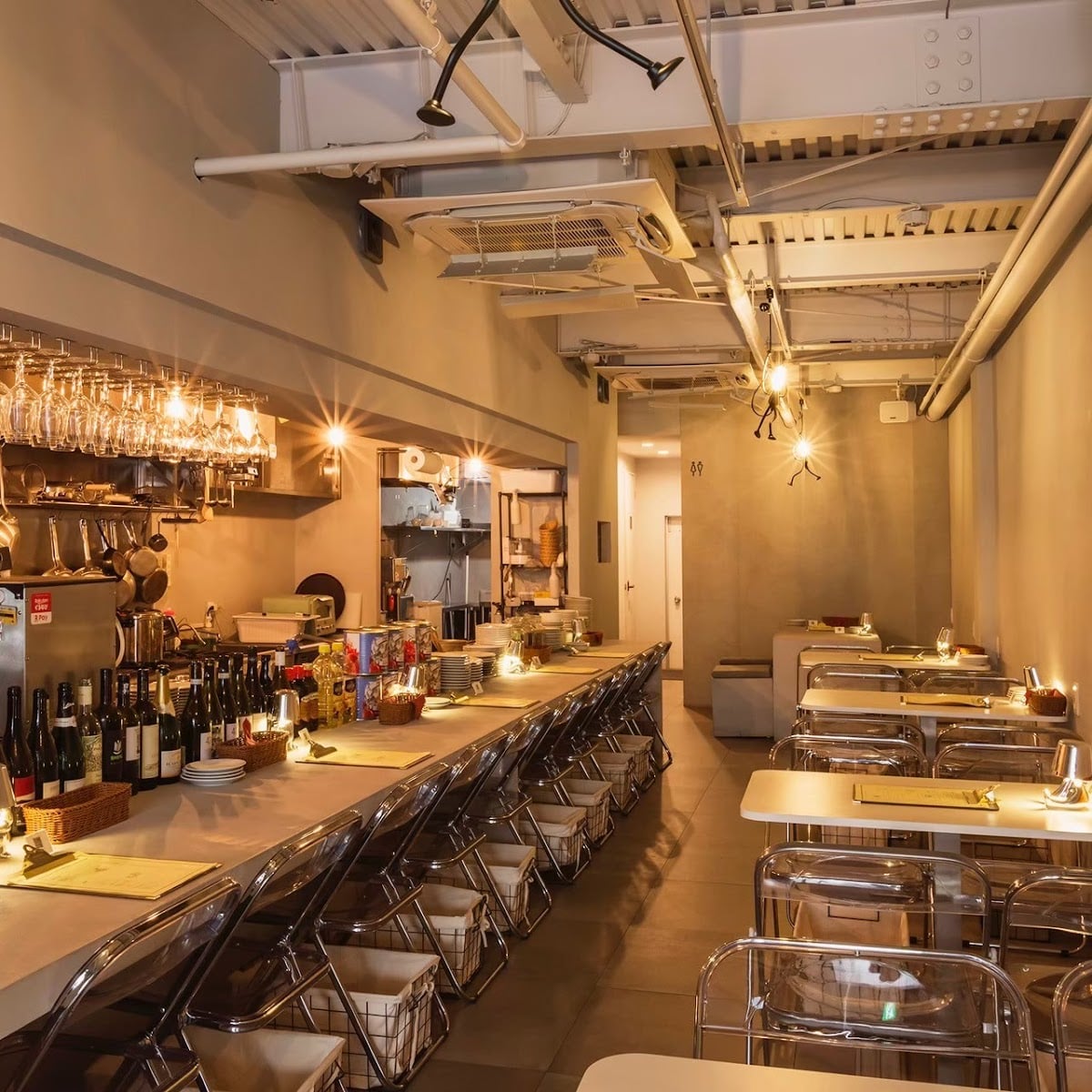 HITO TO HITO French Bistro - cafe
