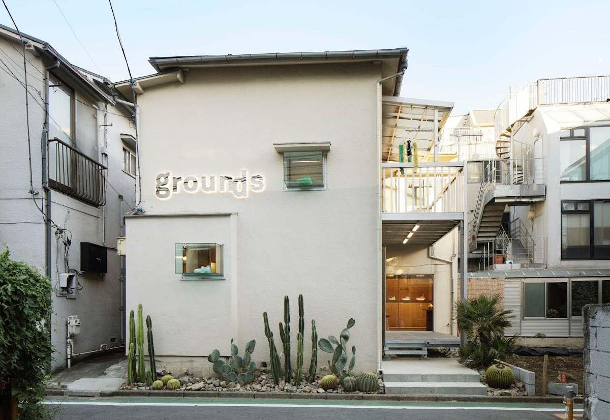 grounds STORE 001