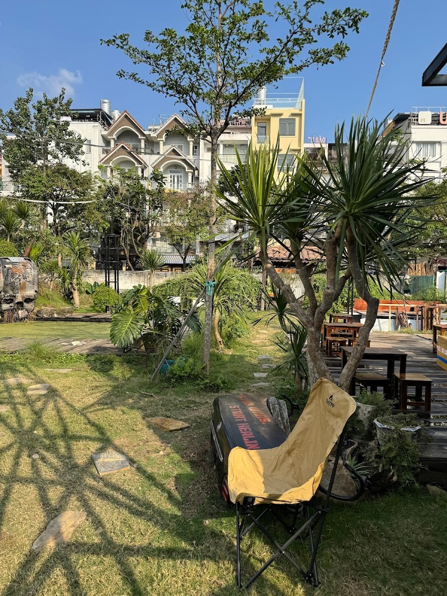 TNT ZONE CAFE