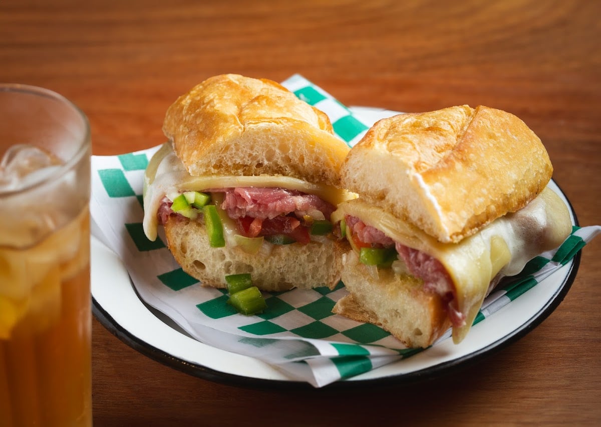 Hardy's Casual Foods