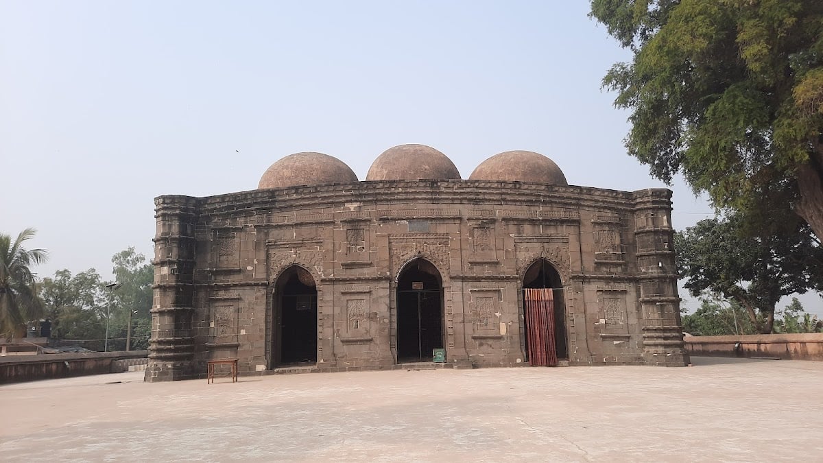 Kusumba Masjid