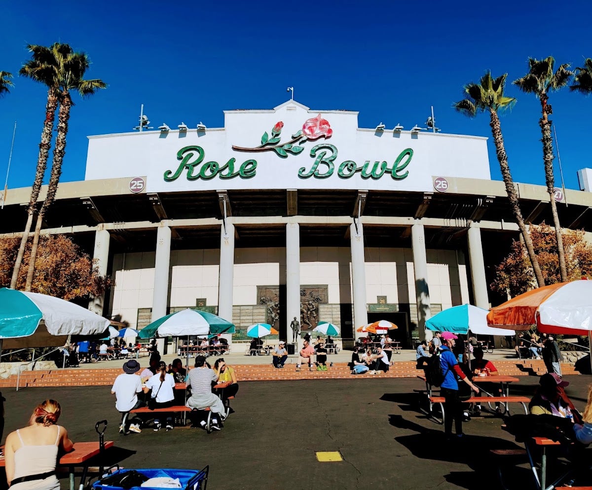 Rose Bowl Flea Market - Every 2nd Sunday of the month