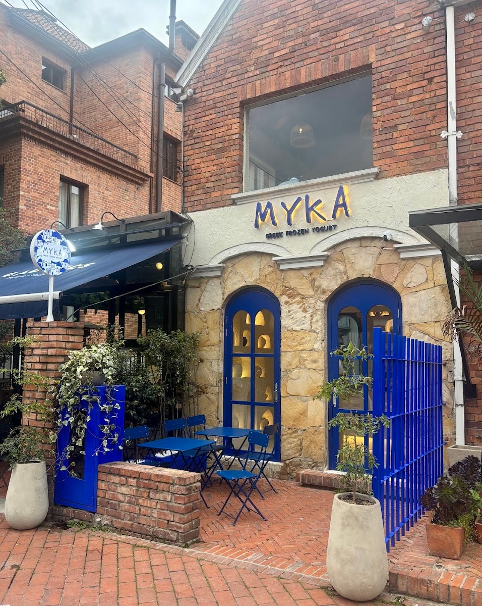 MYKA Greek Frozen Yogurt