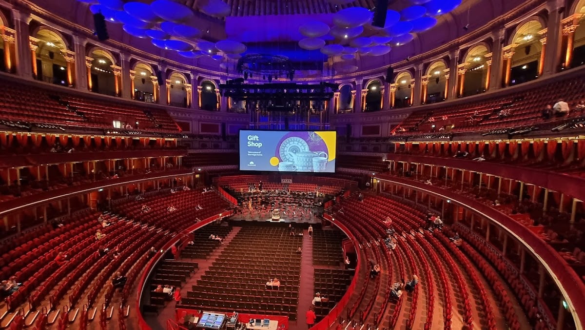 Royal Albert Hall - (🎫 for tours & events)