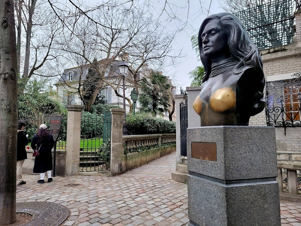 Buste de Dalida