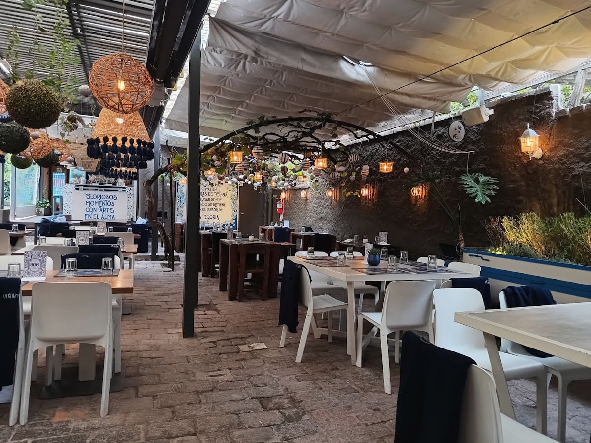 La Gloria Cantina Cool
