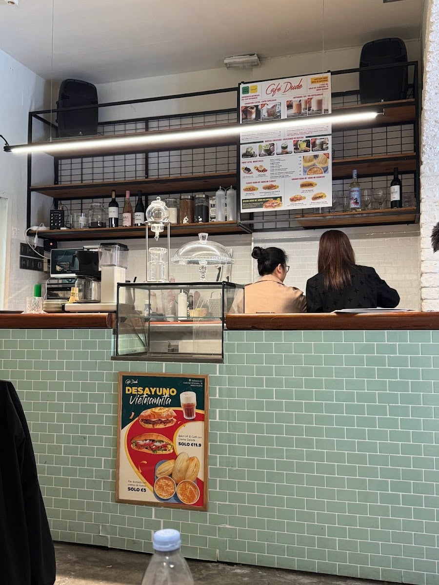 Café Dude