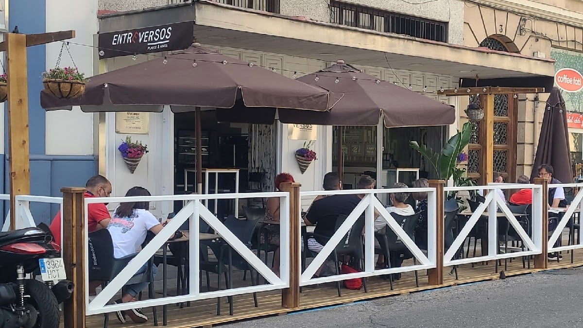 Entreversos Vinos & Tapas
