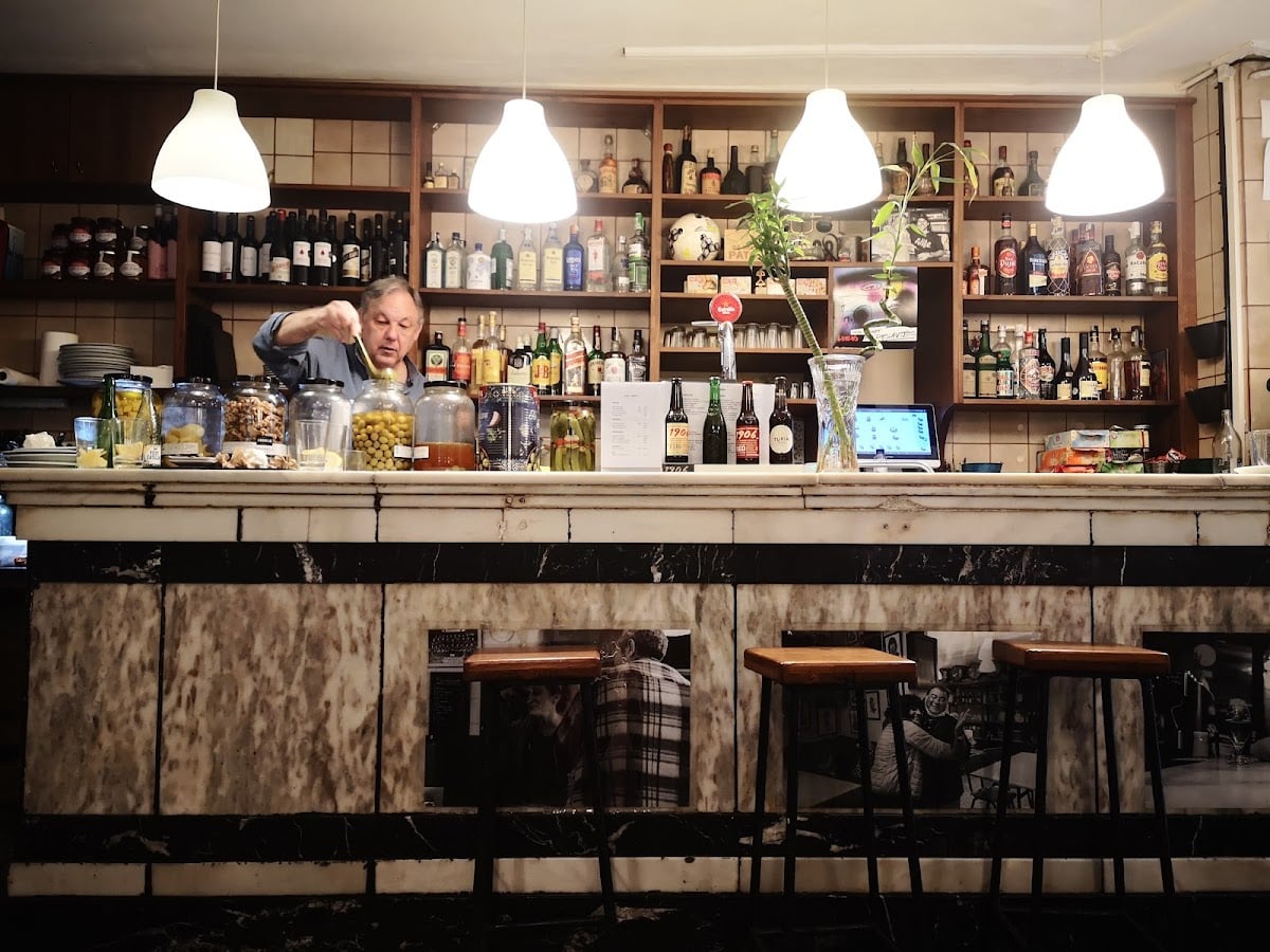 Bar Del Toro