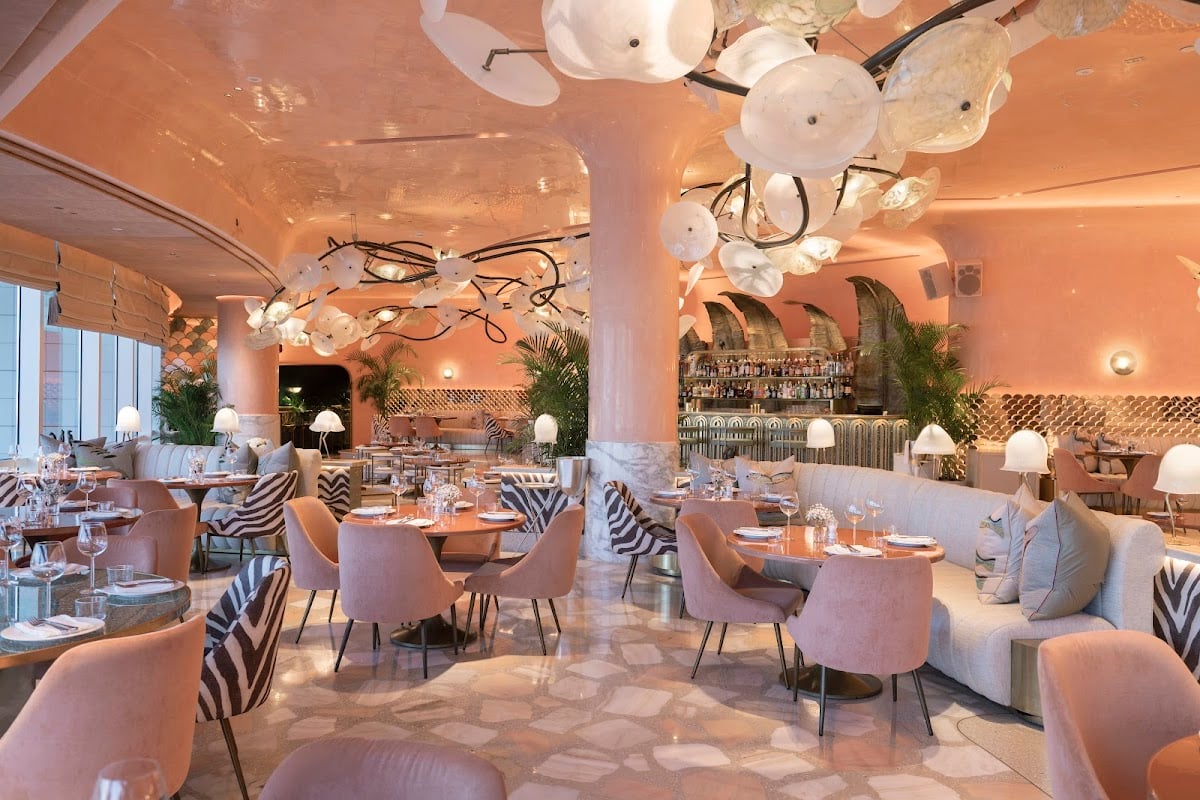 Flamingo Room by tashas Abu Dhabi