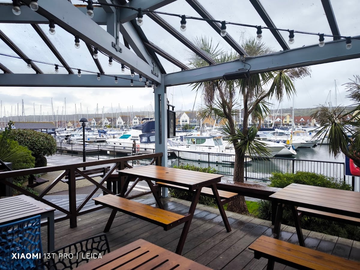 The Sir Alec Rose - JD Wetherspoon