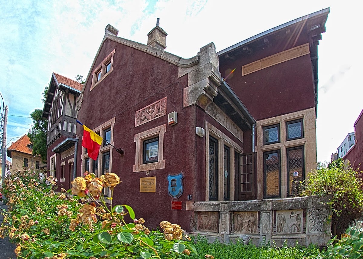 Muzeul de Artă "Frederic și Cecilia-Cuțescu Storck"