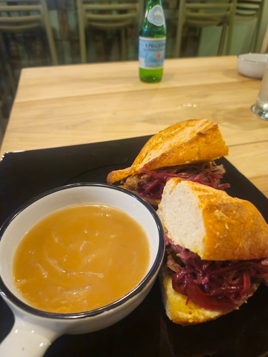 Dip Sandwich