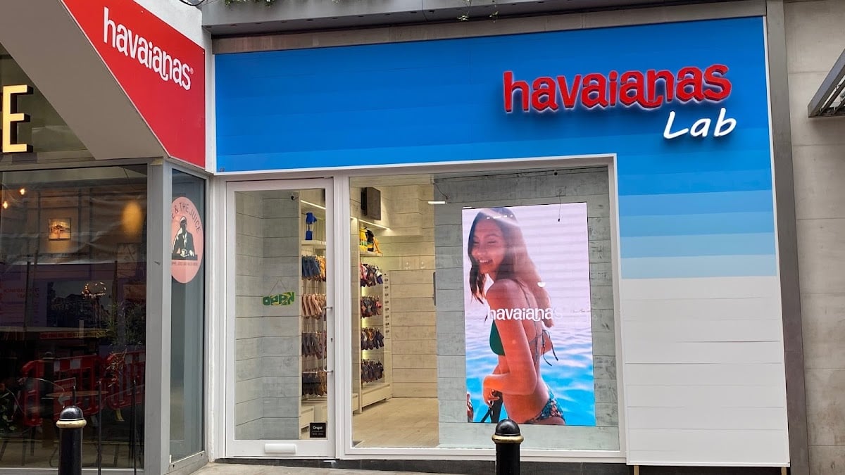 HAVAIANAS Carnaby | Flip Flops & Sandals
