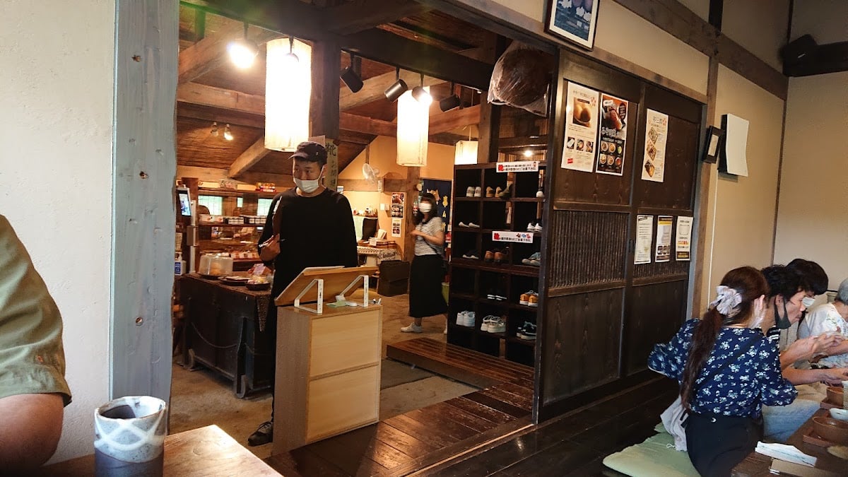 茶屋 卯三郎