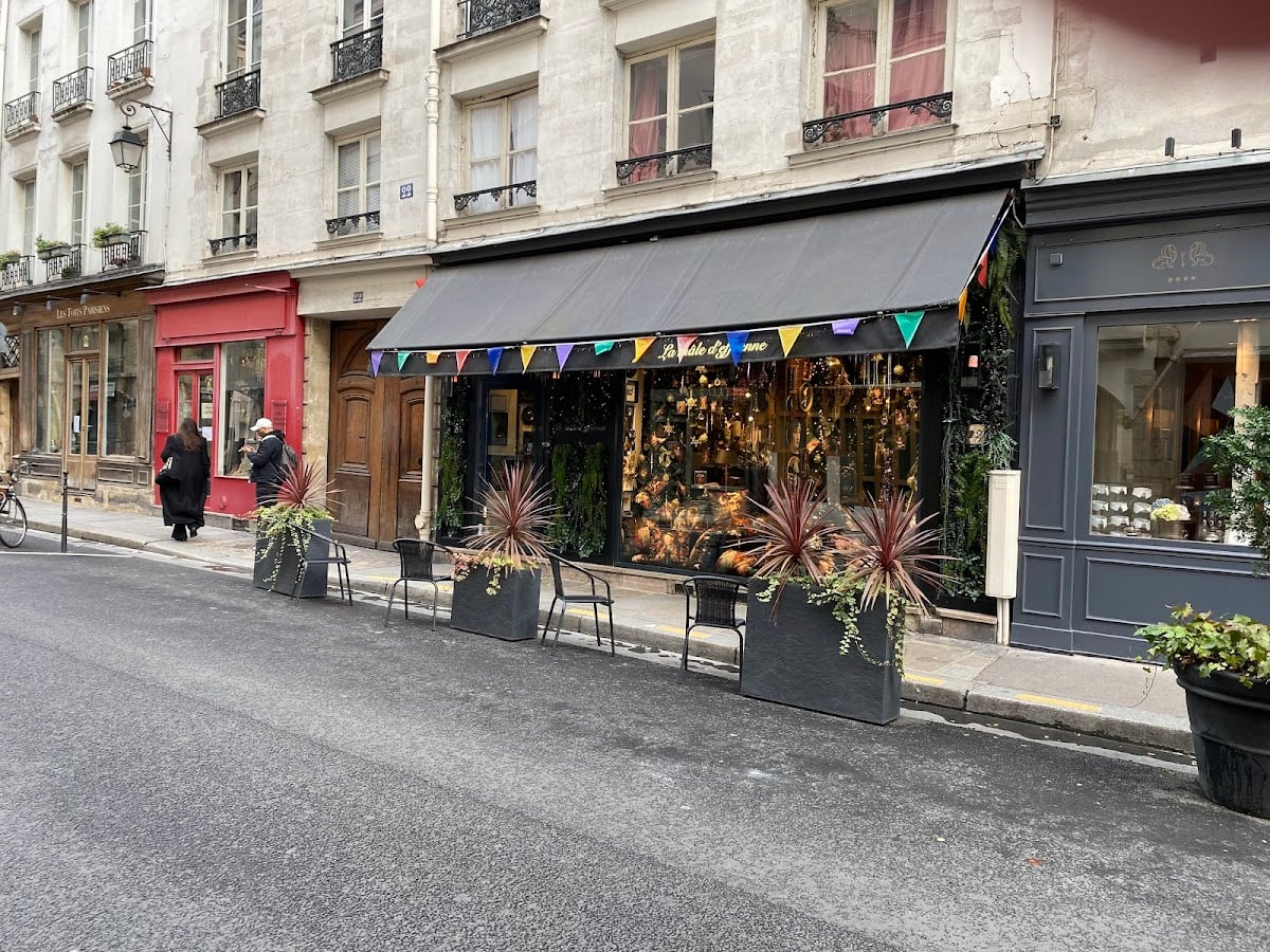 La mâle d'effeenne