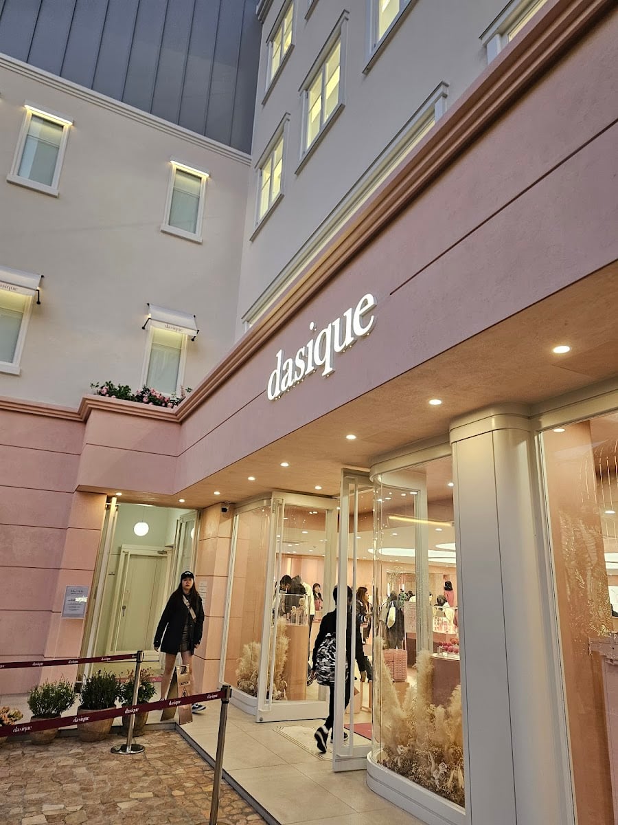 Dasique Flagship Store