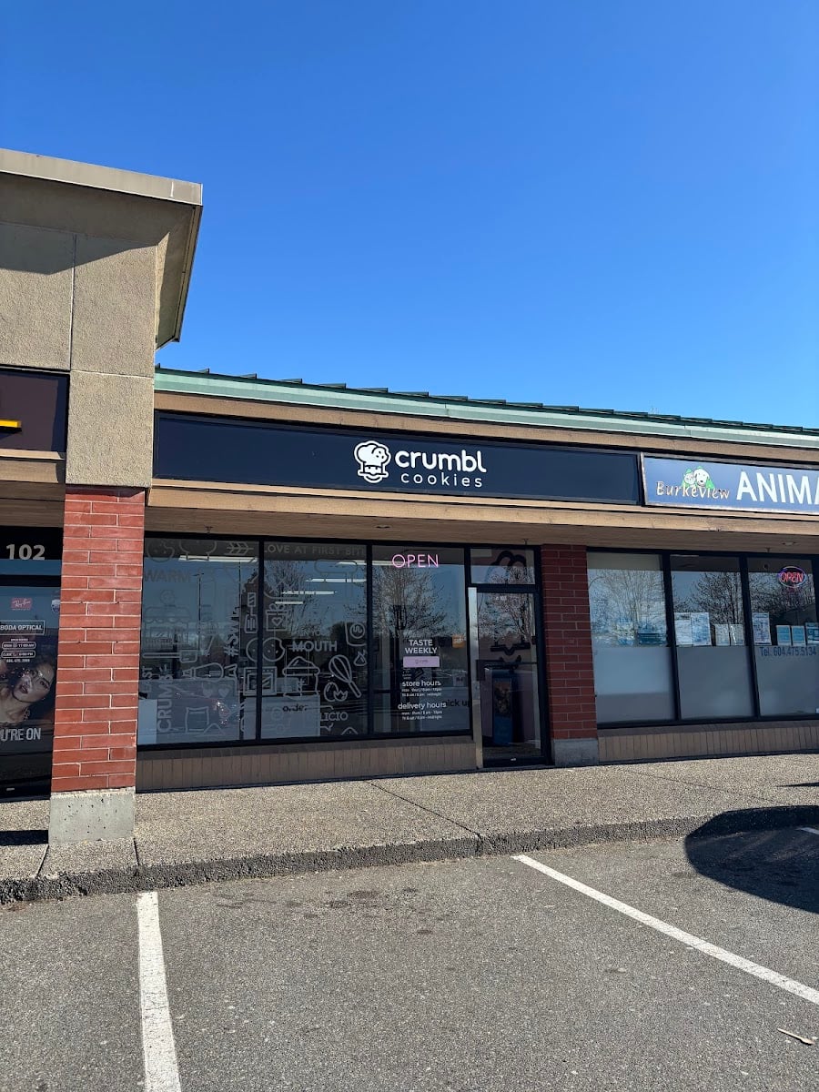 Crumbl - Port Coquitlam