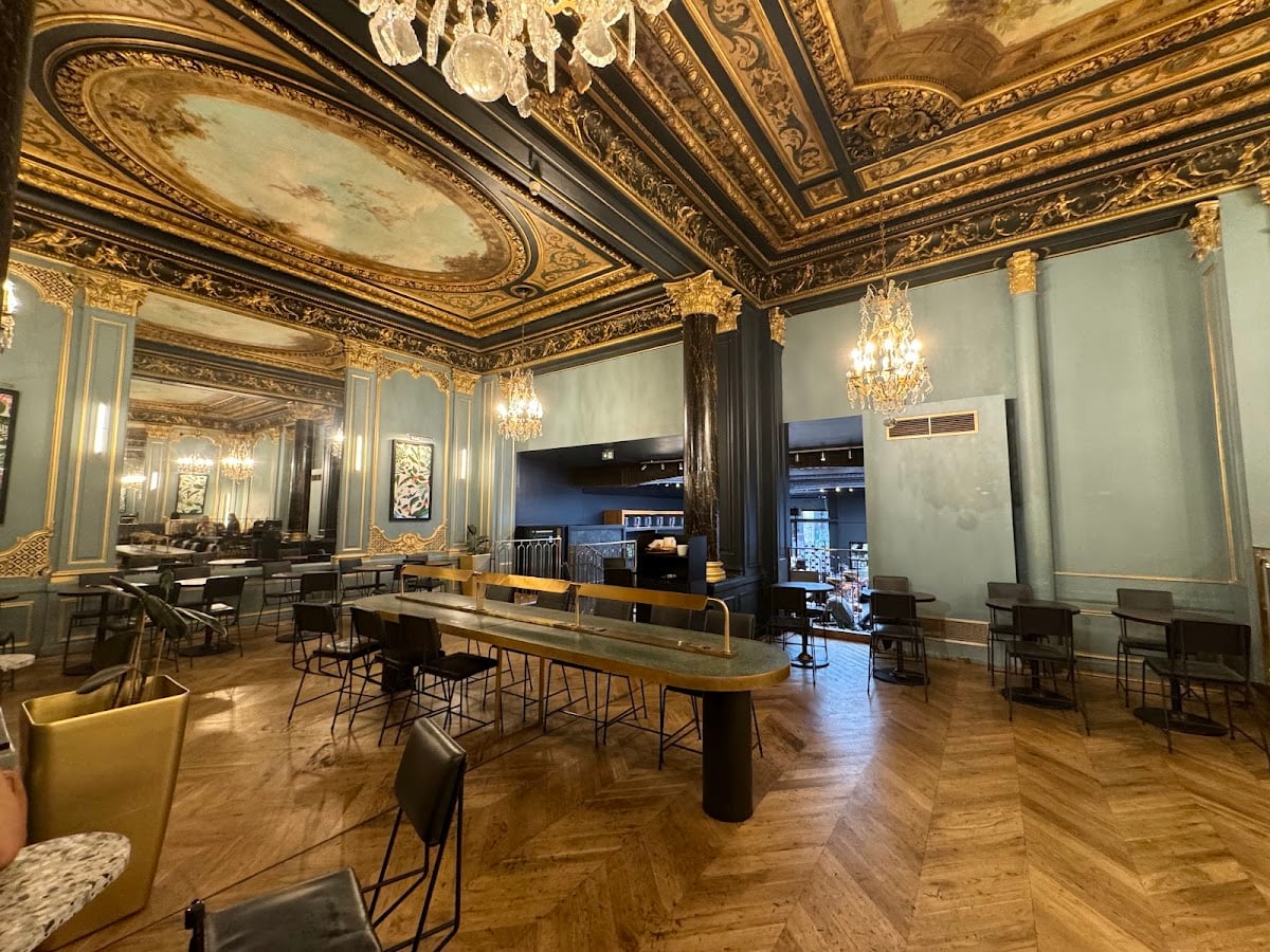Starbucks opera