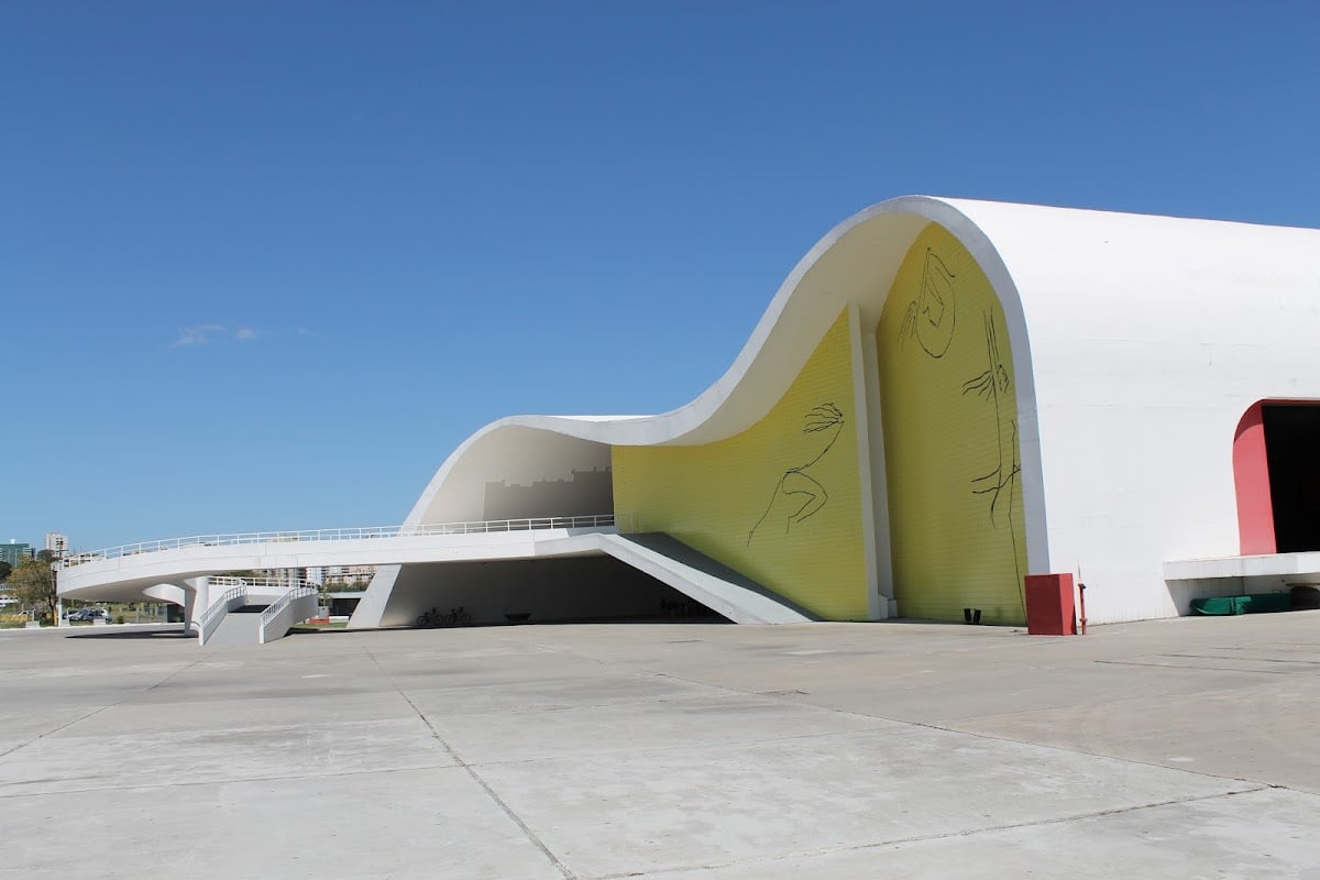 Caminho Niemeyer