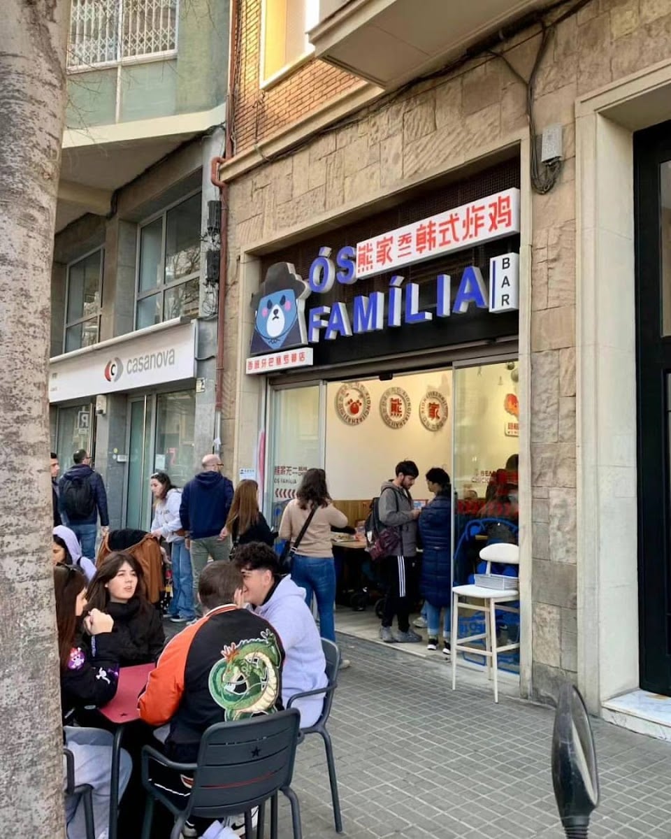 Ós Família - Hot dogs estilo coreano