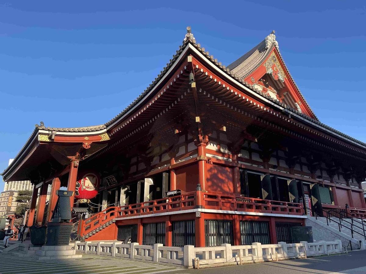 Senso-ji Temple Ishii Baku monument
