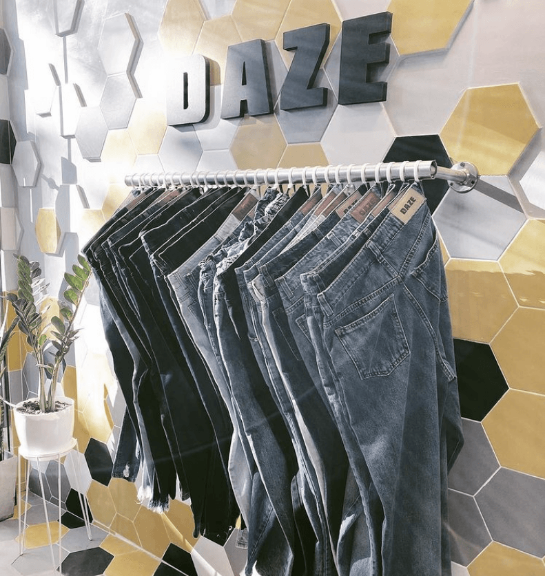 Daze Jeans