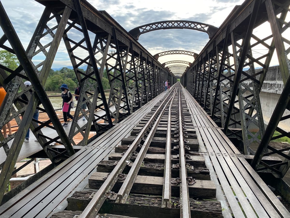 Victoria Bridge