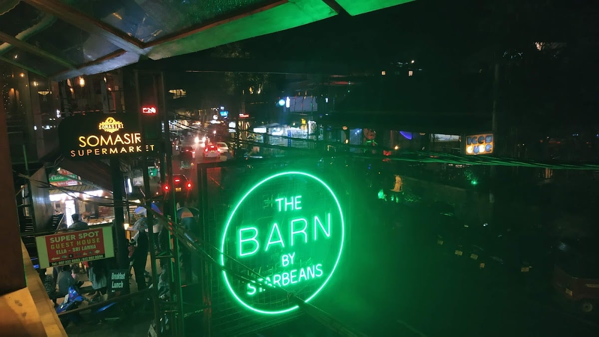 The Barn By Starbeans - 🍴Restaurante