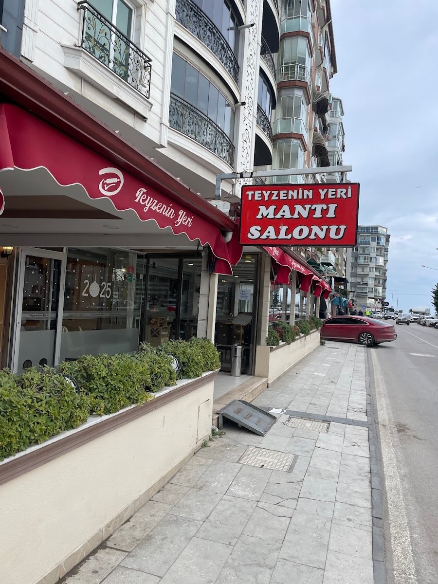 Teyze'nin Yeri Mantı Salonu