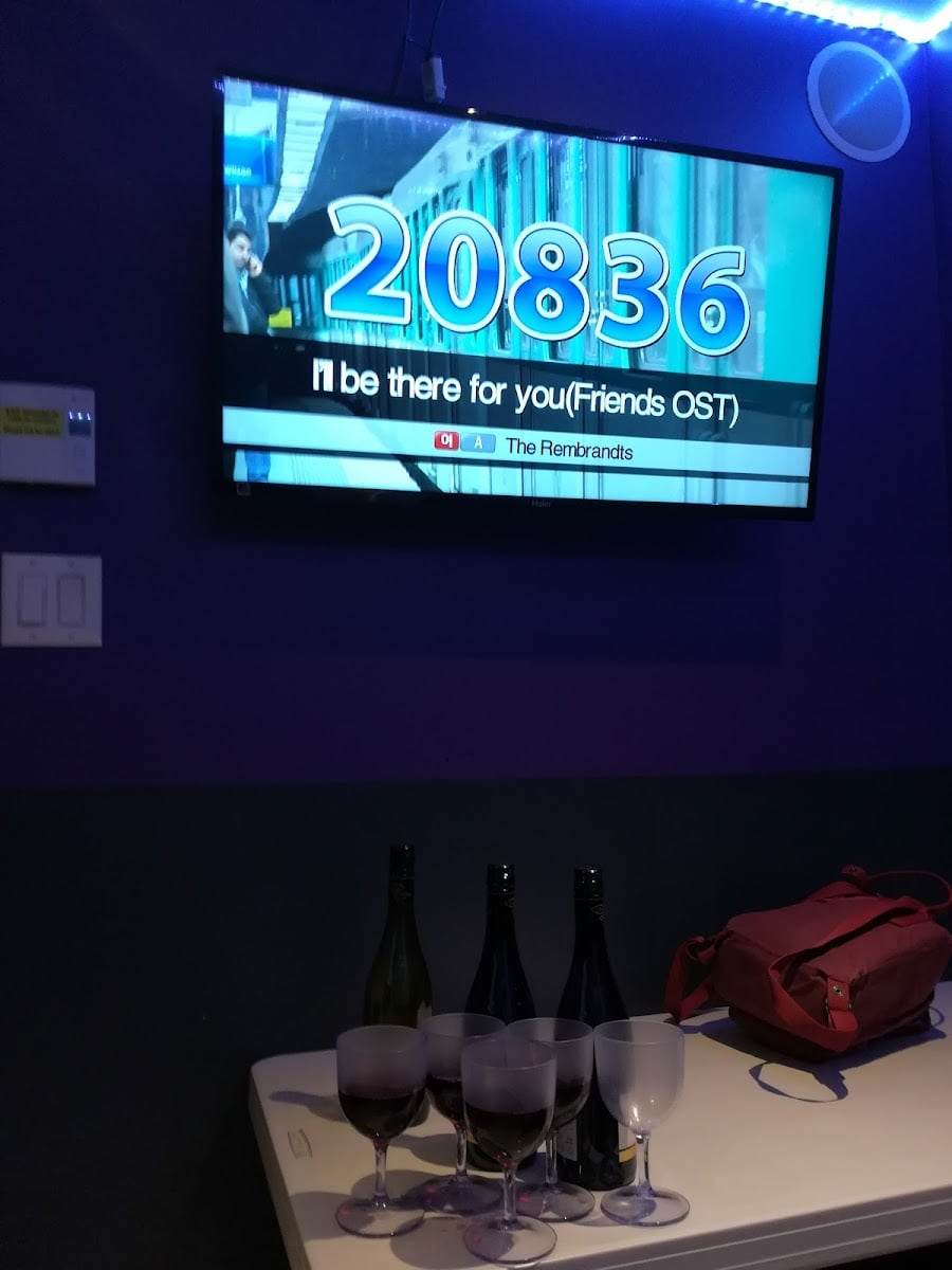 Bar K Karaoke - Private room karaoke