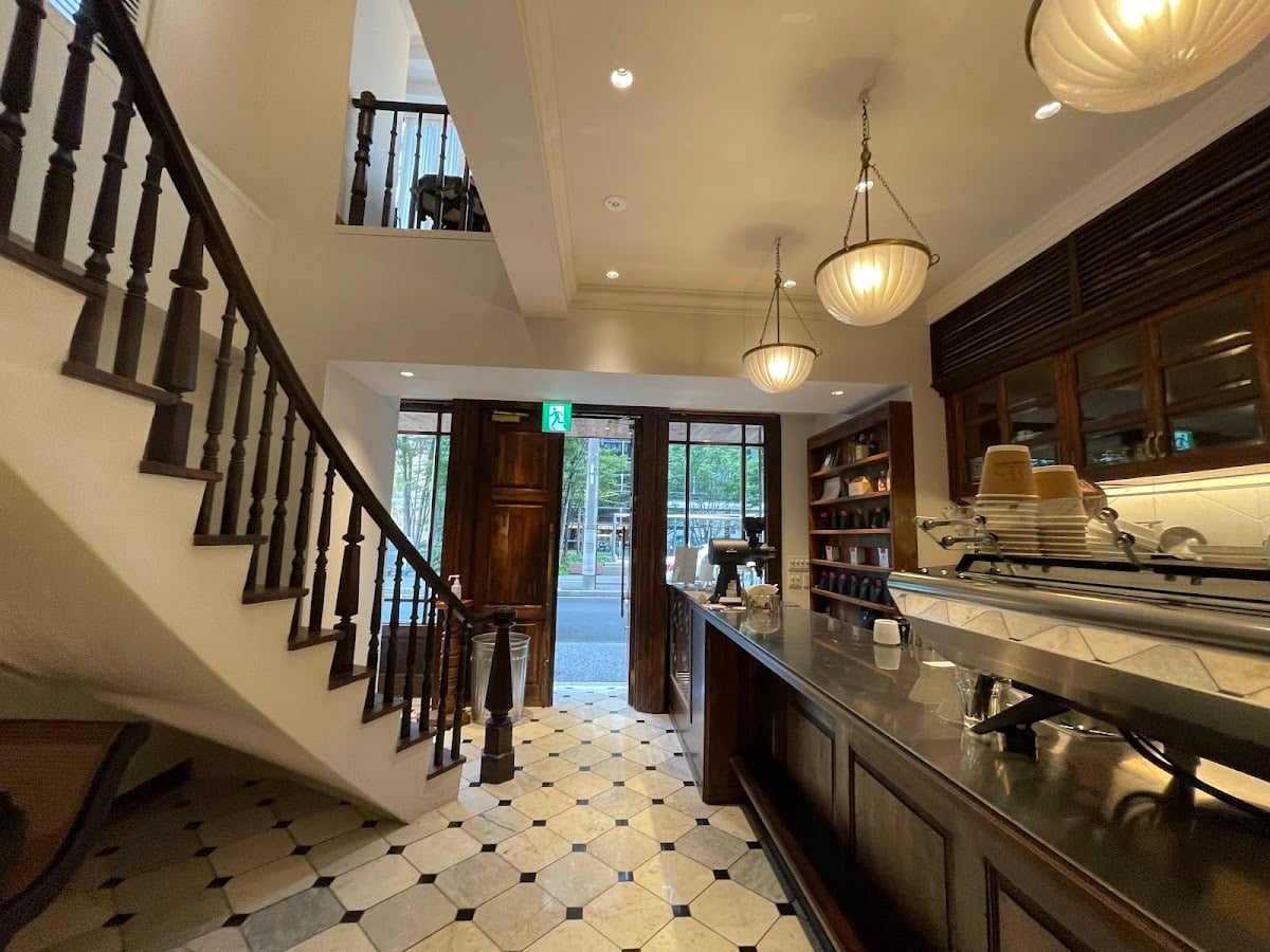 DILL COFFEE PARLOR