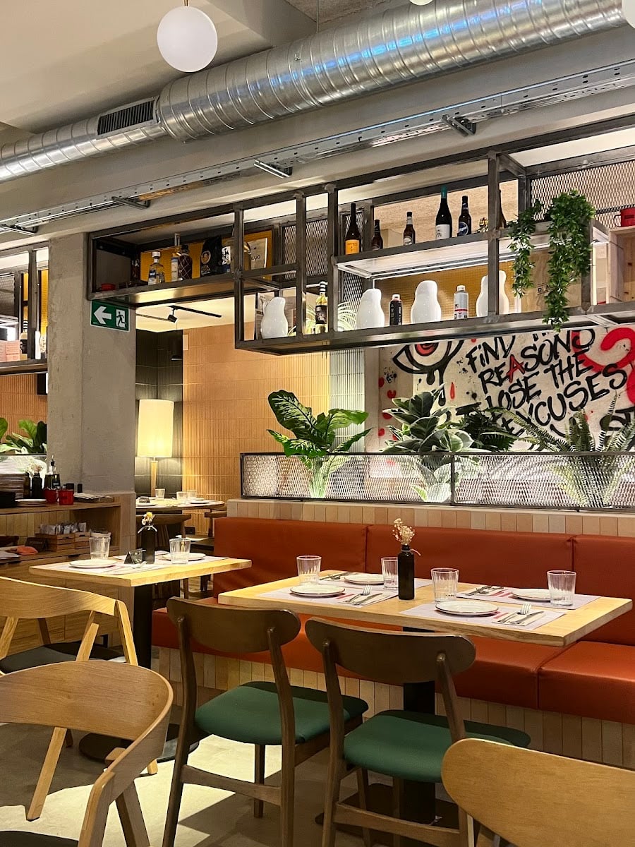 Bugio - Tapas & Cocina Malagueña moderna